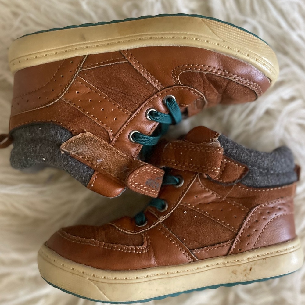 Toddler High Top Sneakers ⭐️